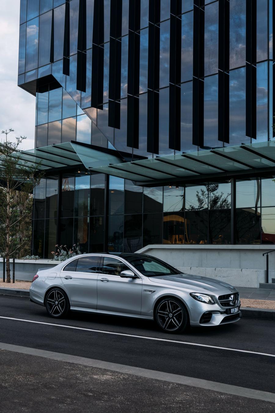  Mercedes-AMG E63 4Matic+ (W213) 2017 года  (AU) (фото 15 из 40)